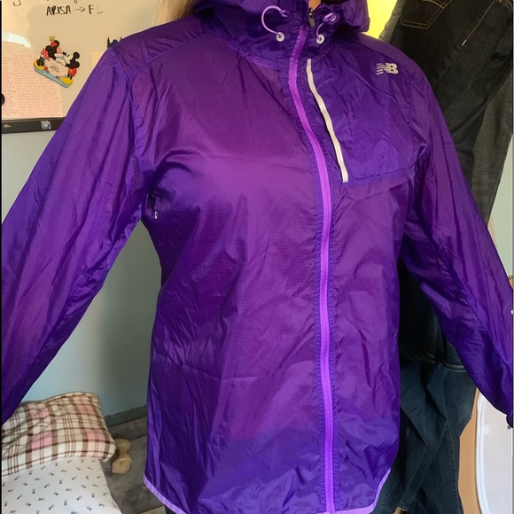 new balance running coat